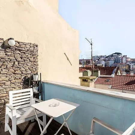 Apartment 16 - Skyline Terrace *