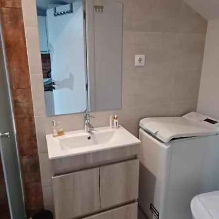 16 - Skyline Terrace Apartment *