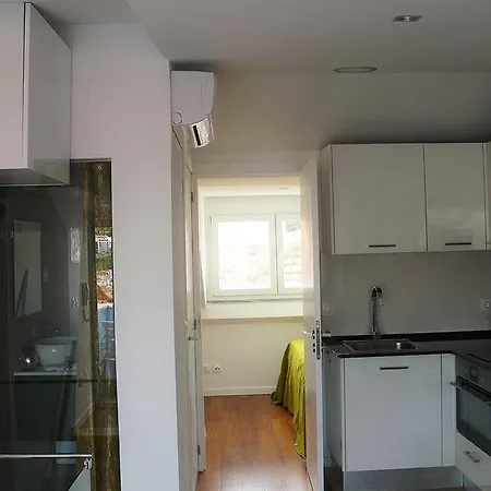 16 - Skyline Terrace Apartment