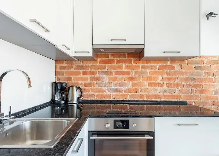 16 - Skyline Terrace *