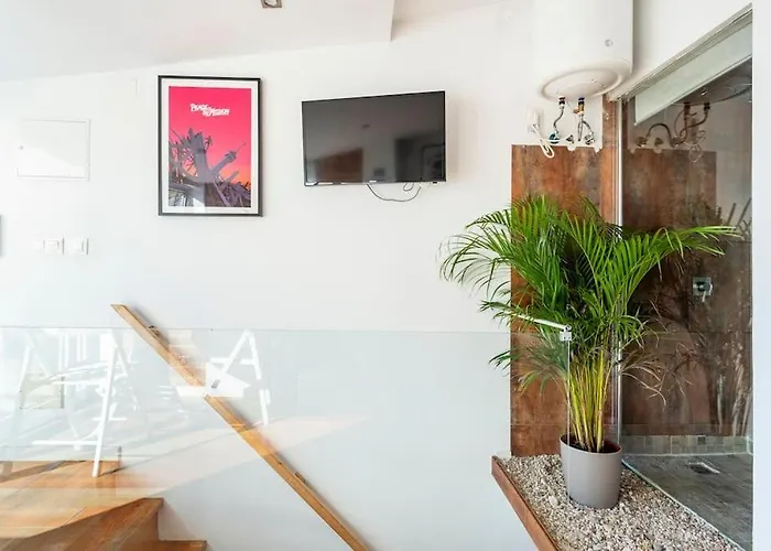 Apartment 16 - Skyline Terrace Lissabon